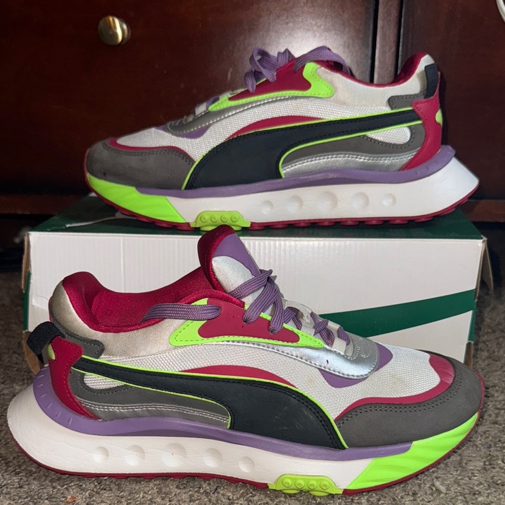 Womens Puma Neon and Purple Sneakers size 8 excellent condition